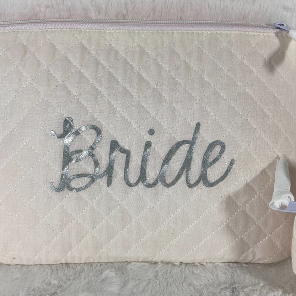 Bride accessory set Cosmetic Bags Keychain & Hair Bobby Pin - Picture 3 of 15